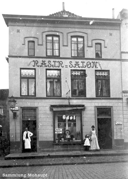 Datei:NeuerMarkt1 Mo.jpg