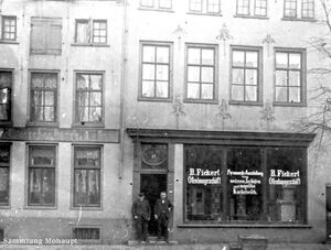NeuerMarkt12 Mo.jpg