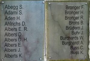 2018 Kriegerdenkm-3 JPB.jpg